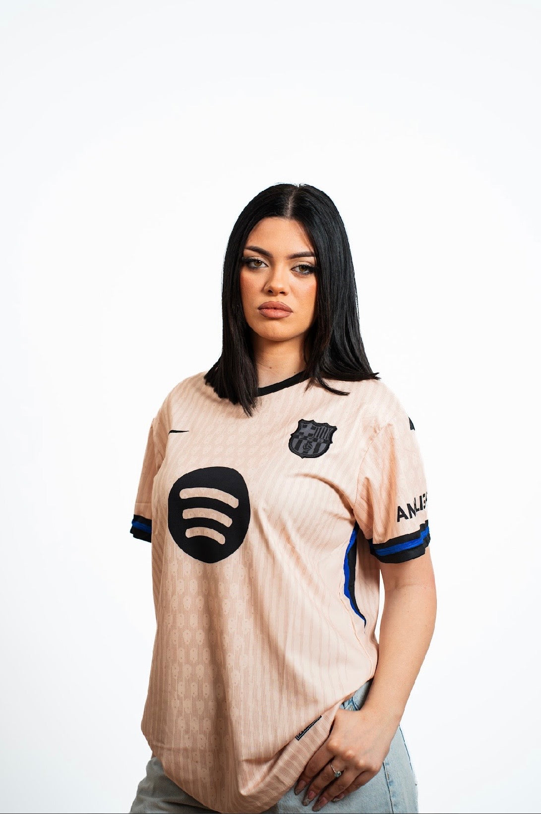 Barcelona Away Jersey ⚽🔥